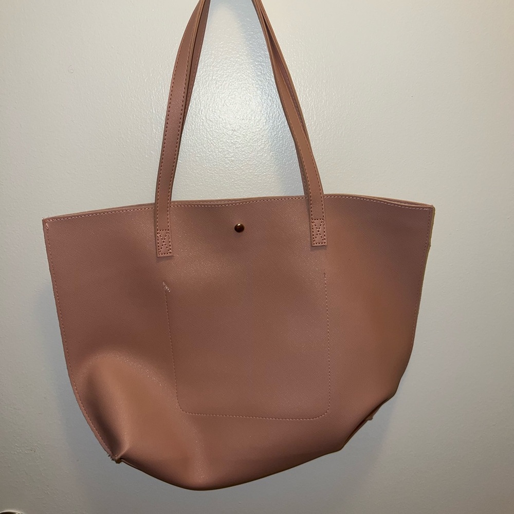Pink tote bag